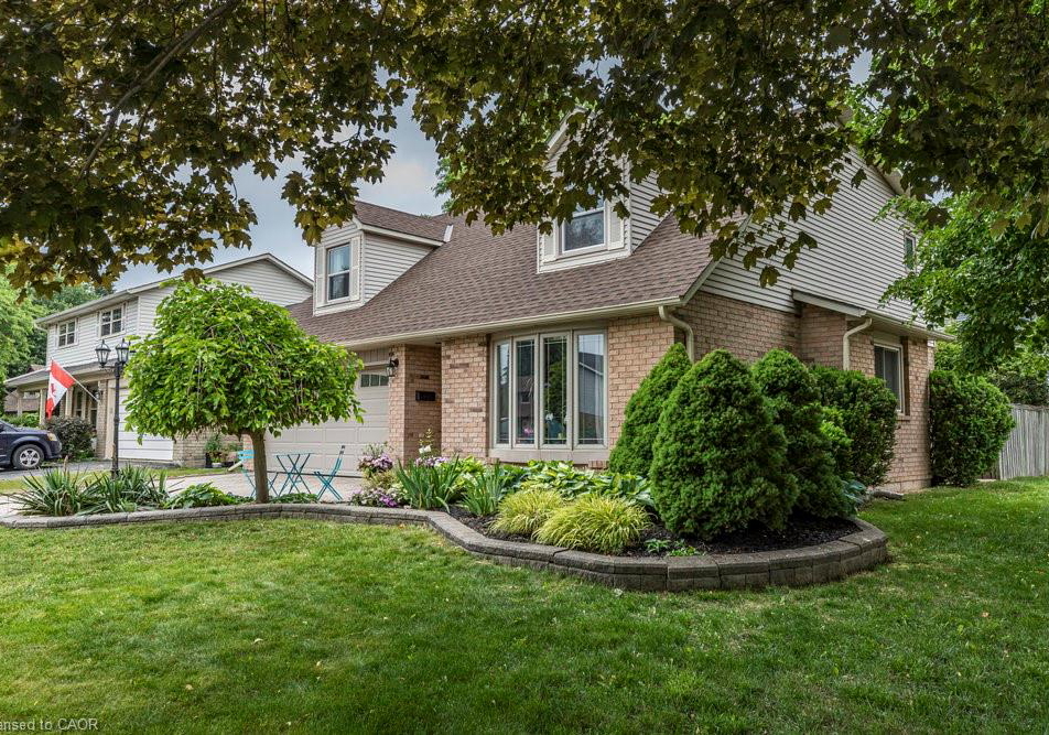 1-leith-court-ancaster-ontario-40743464