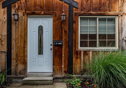32-pearl-street-s-hamilton-ontario-40743549