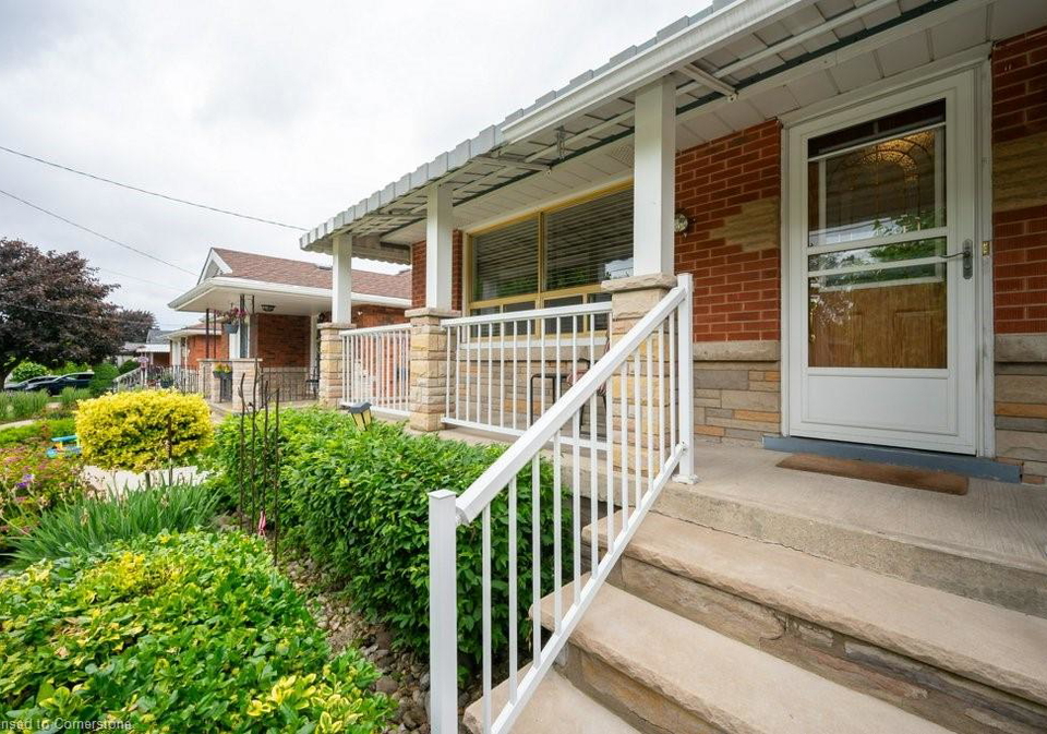327-east-42nd-street-hamilton-ontario-40743562