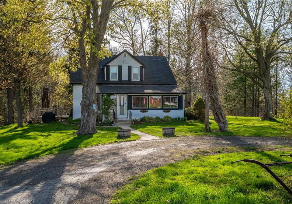 1393-highway-54-middleport-ontario-40743607