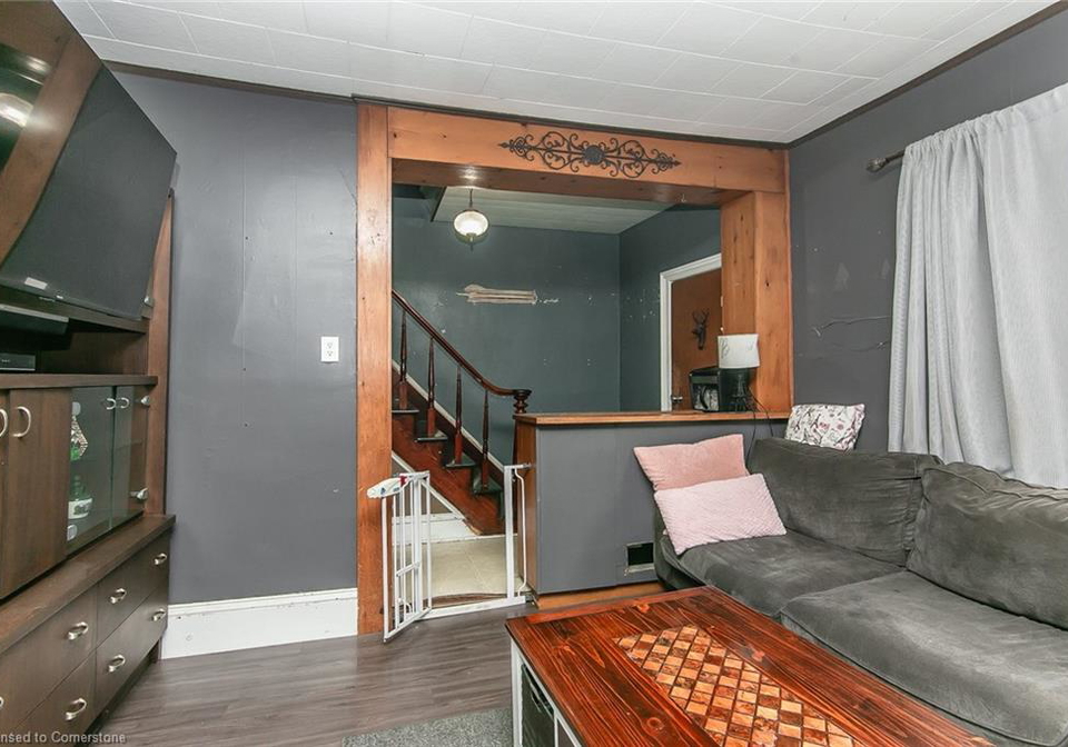 1459-bridge-street-new-dundee-ontario-40743674