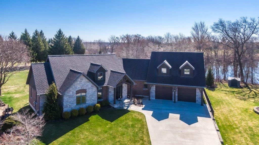 35-viola-court-delhi-ontario-40743699