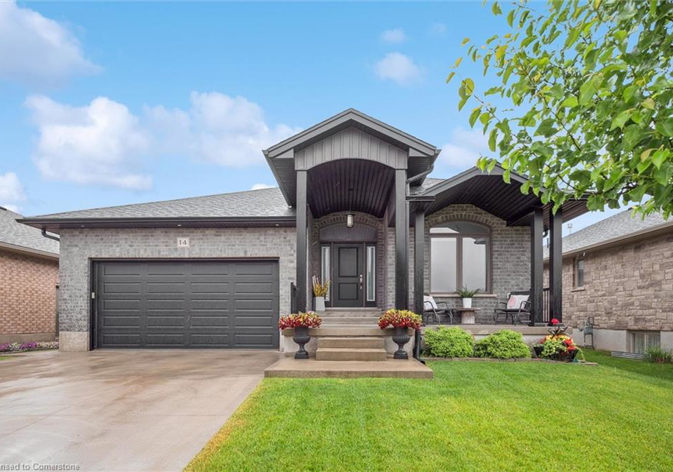 14-howard-crescent-fergus-ontario-40743722