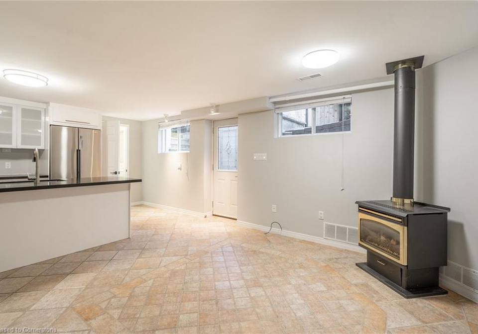 4-creekwood-place-dundas-ontario-40743727