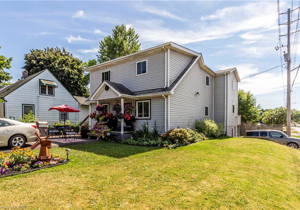 104-oakwood-avenue-cambridge-ontario-40743762
