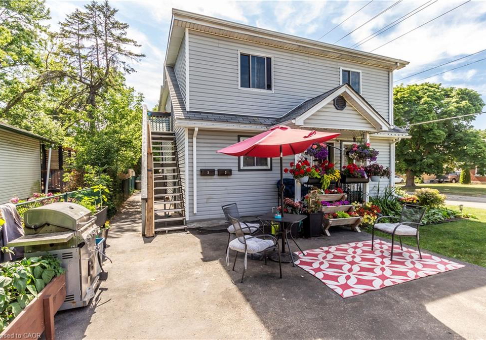 104-oakwood-avenue-cambridge-ontario-40743762