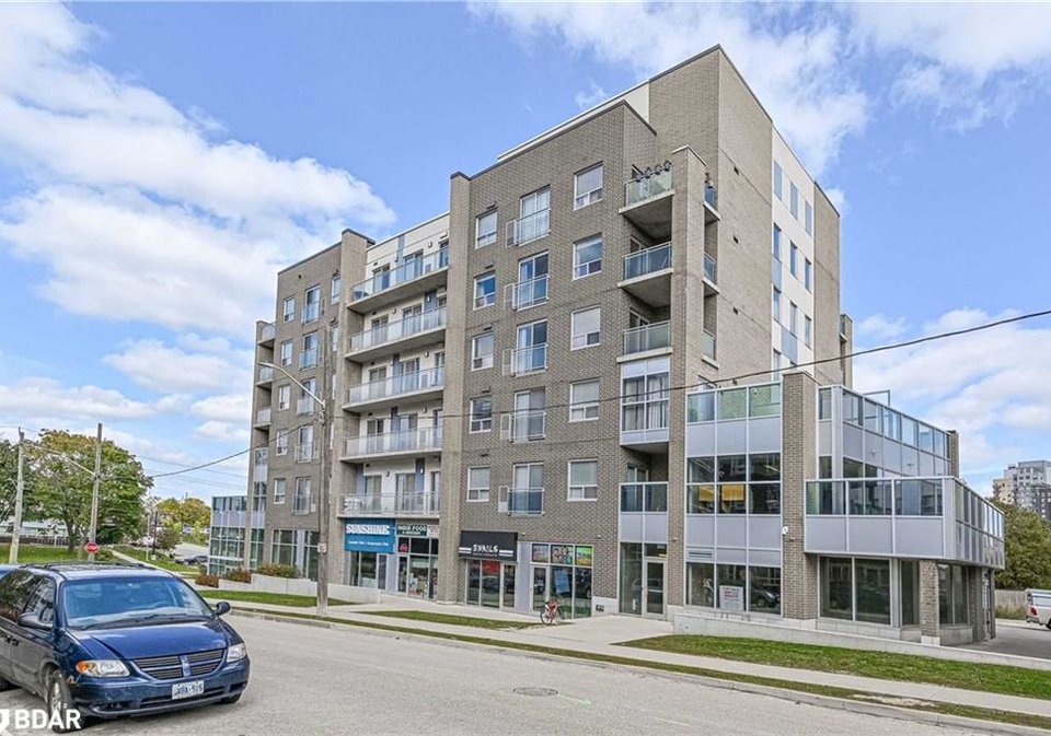 62-balsam-street-waterloo-ontario-40743830