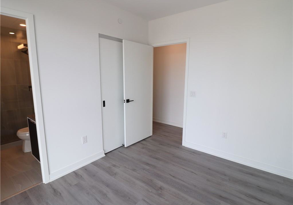 36-zorra-street-toronto-ontario-40743853