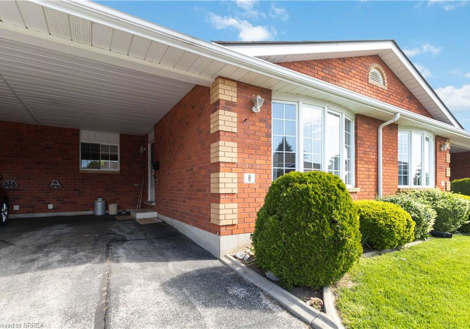 20-courtland-drive-brantford-ontario-40743866