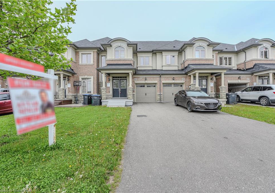 43-yarmouth-street-brampton-ontario-40743944