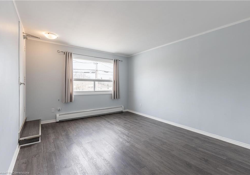 3-5-olive-street-grimsby-ontario-40743952