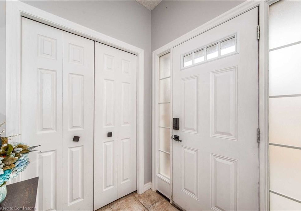 57-rockcliffe-drive-kitchener-ontario-40743973