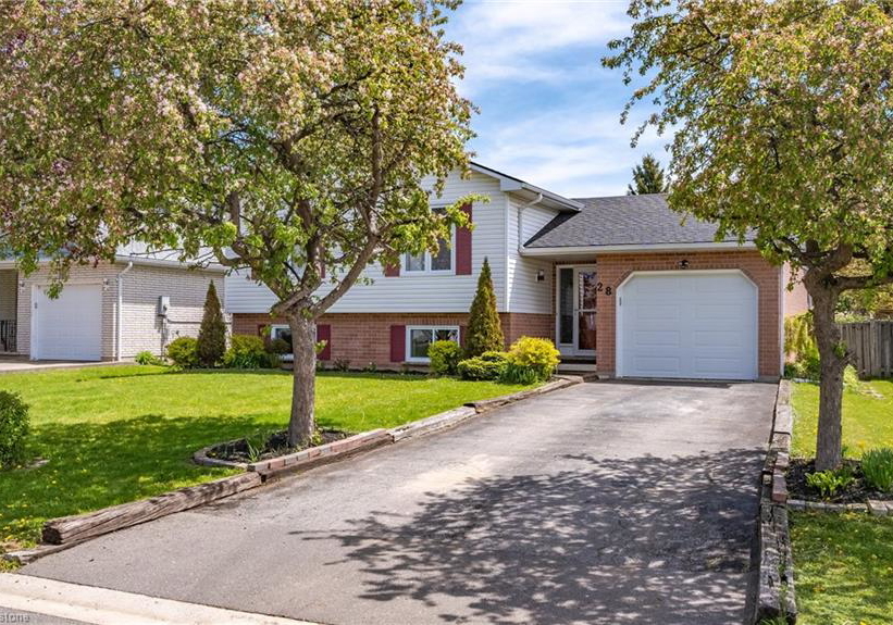 28-thompson-drive-port-dover-ontario-40743982