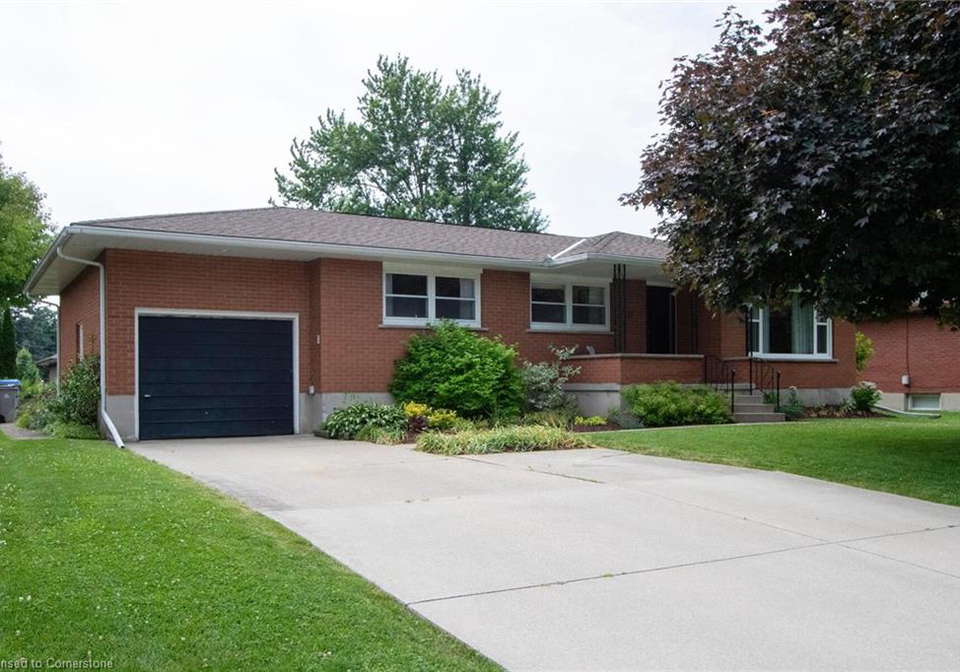 670-davidson-avenue-n-listowel-ontario-40743986