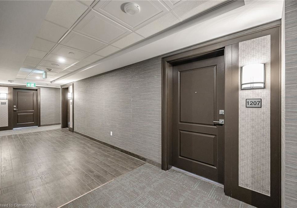 450-dundas-street-e-waterdown-ontario-40744079