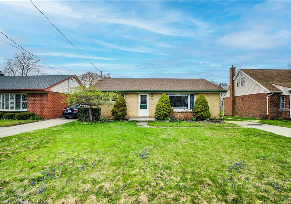 74-chelsea-road-kitchener-ontario-40744116