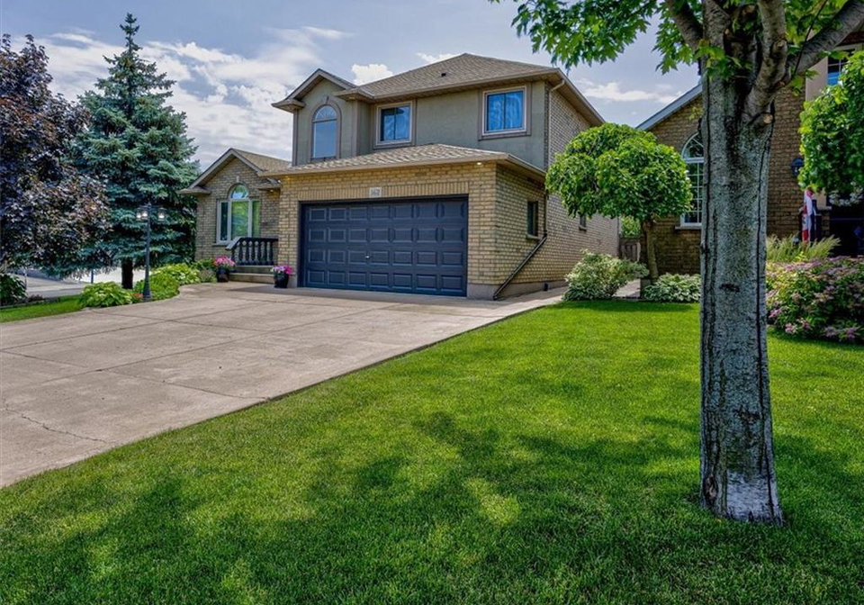 162-locheed-drive-hamilton-ontario-40744120