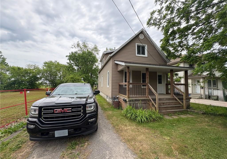 1413-station-street-fonthill-ontario-40744137