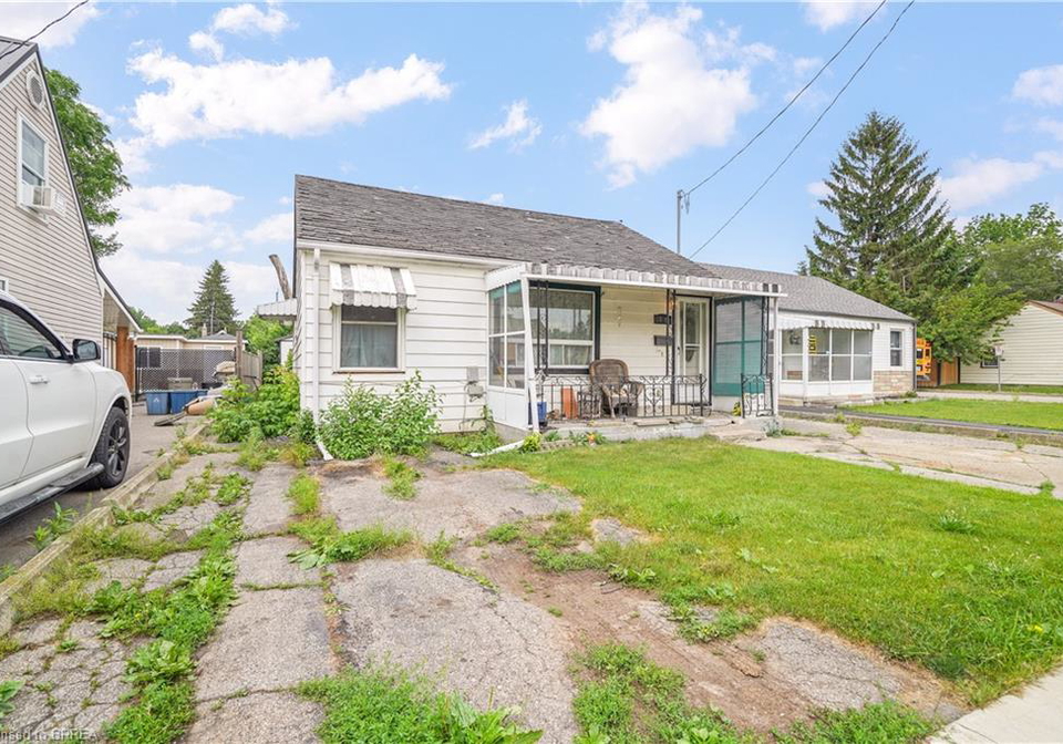 79-salisbury-avenue-brantford-ontario-40744225