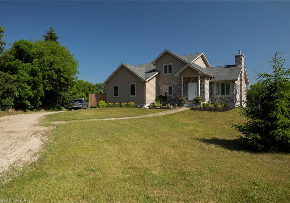 238-burford-delhi-townline-road-scotland-ontario-40744230