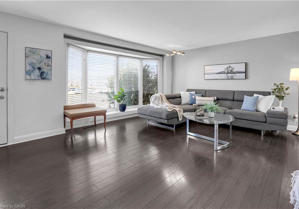 230-st-catharines-street-smithville-ontario-40744375