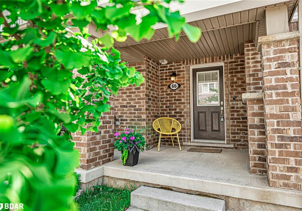 22-spring-creek-drive-hamilton-ontario-40744438