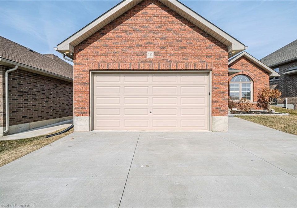 232-donly-drive-s-simcoe-ontario-40744468