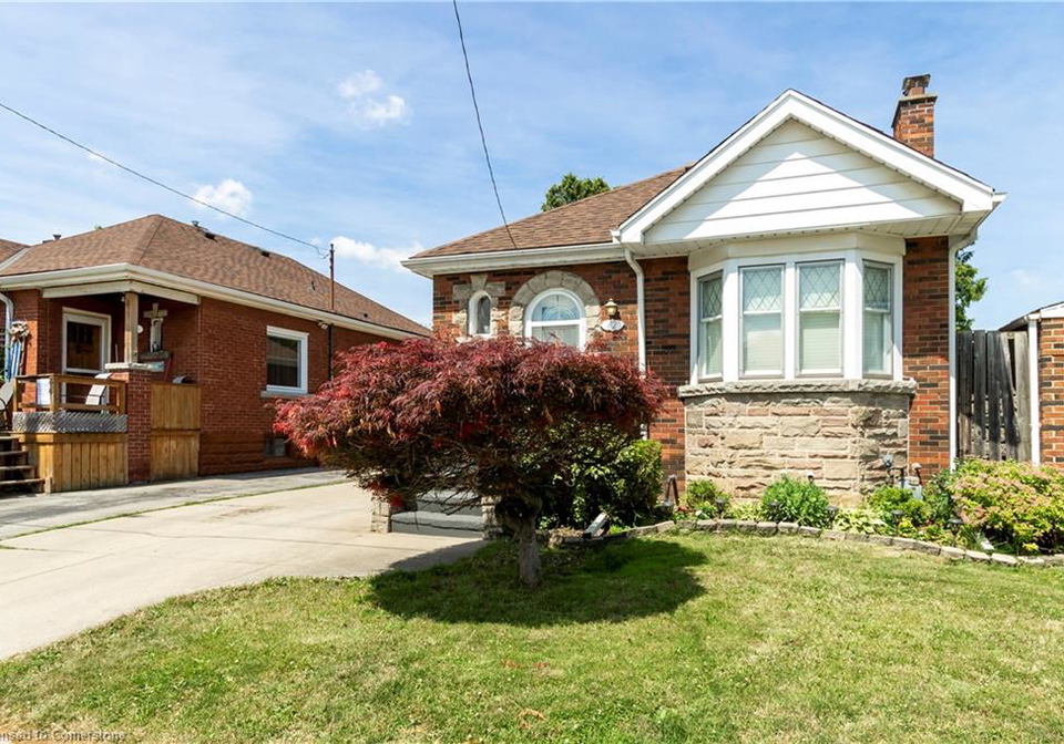 42-cameron-avenue-s-hamilton-ontario-40744498