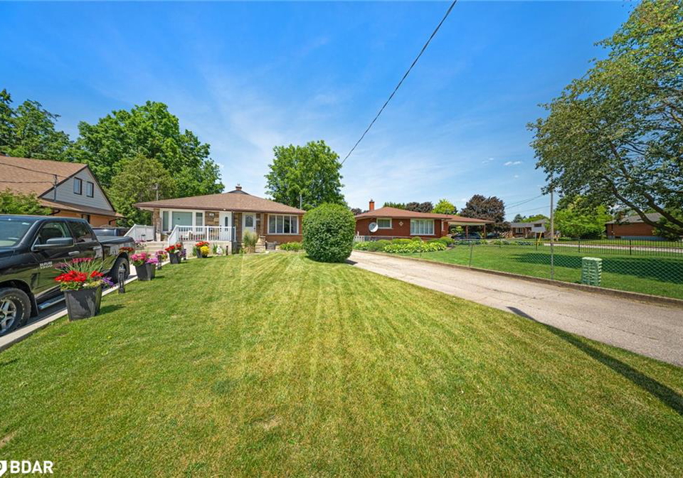 16-linnwood-avenue-cambridge-ontario-40744520