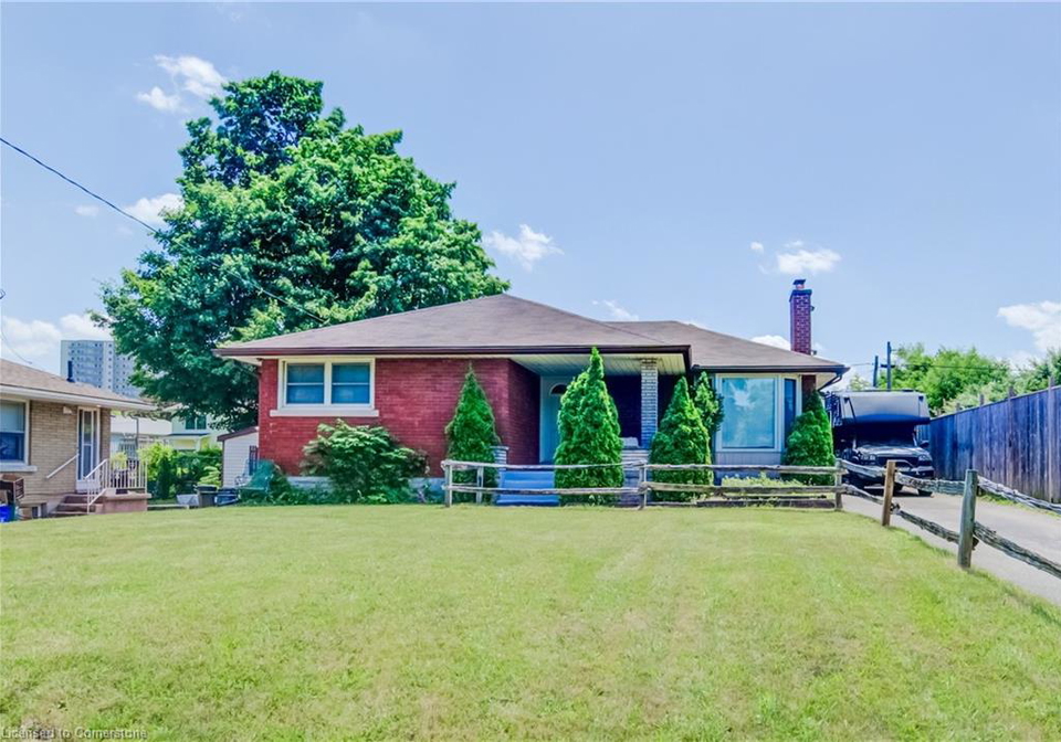 141-woodhaven-road-kitchener-ontario-40744592