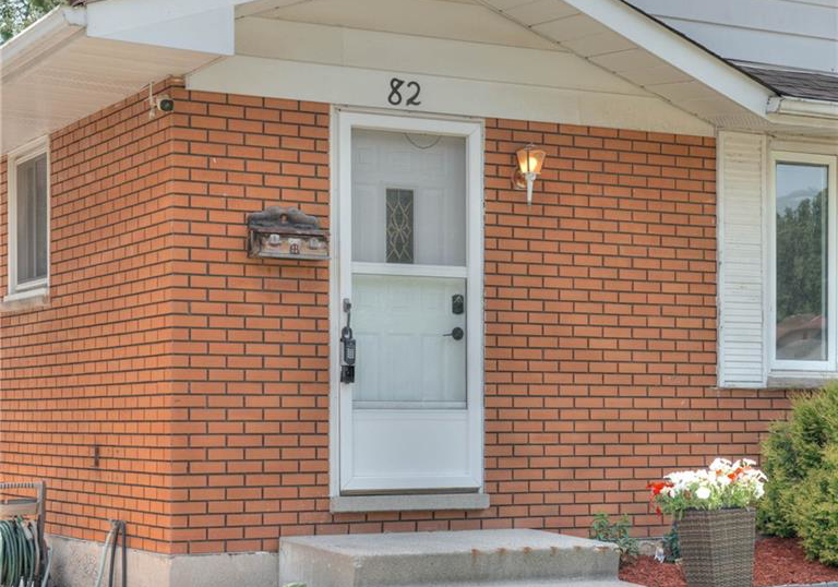 82-arrowhead-crescent-kitchener-ontario-40744608
