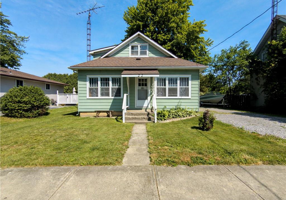 22-price-street-port-rowan-ontario-40744715