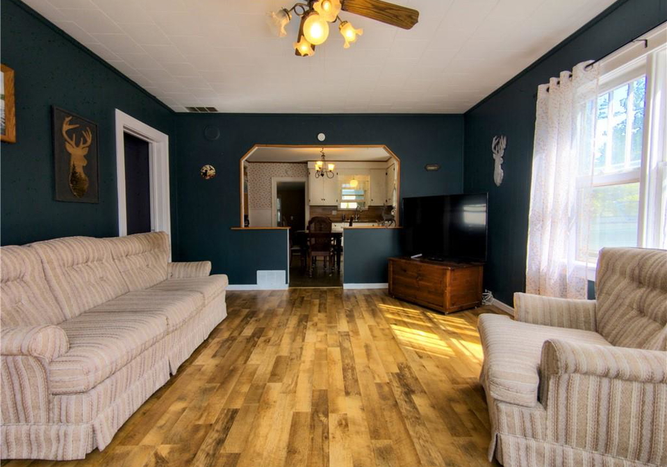 22-price-street-port-rowan-ontario-40744715