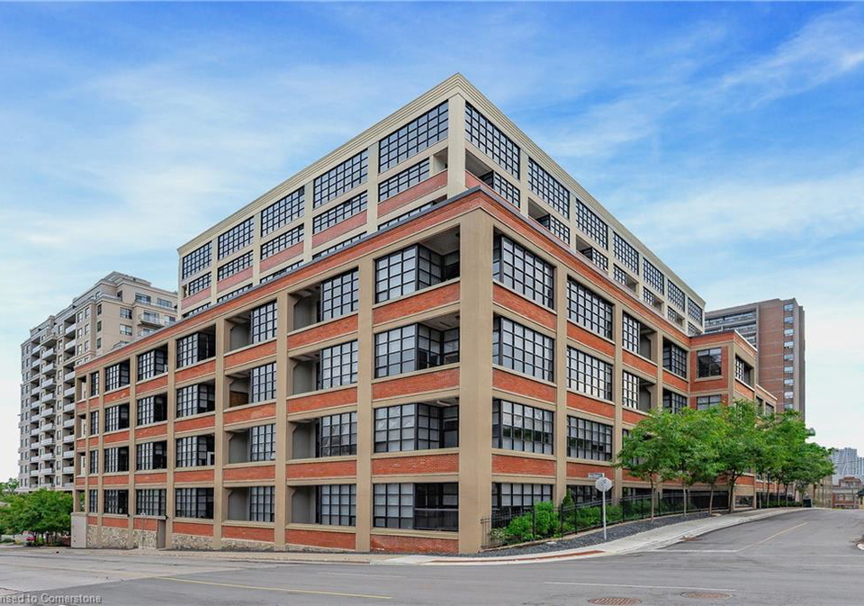 112-benton-street-kitchener-ontario-40744827
