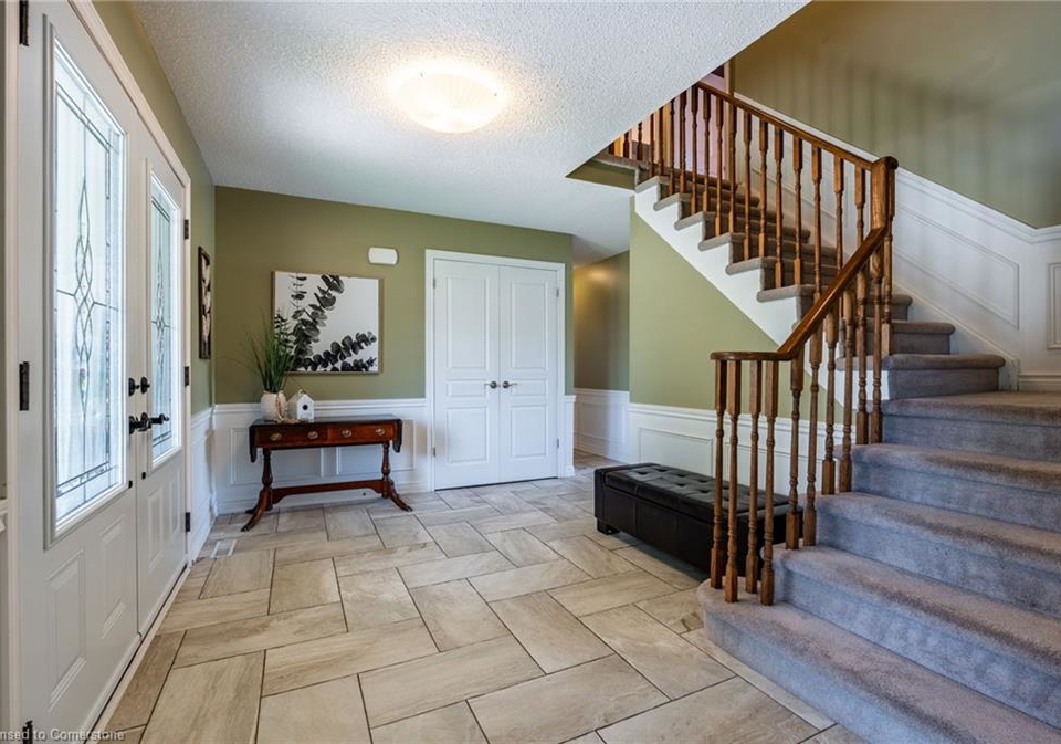 16-sunflower-crescent-ancaster-ontario-40744856