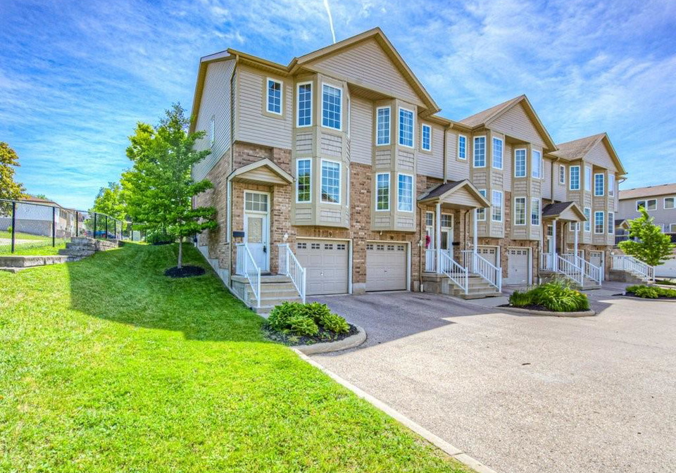 975-strasburg-road-kitchener-ontario-40744891