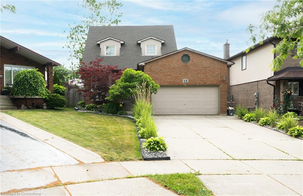12-sutton-court-hamilton-ontario-40744934