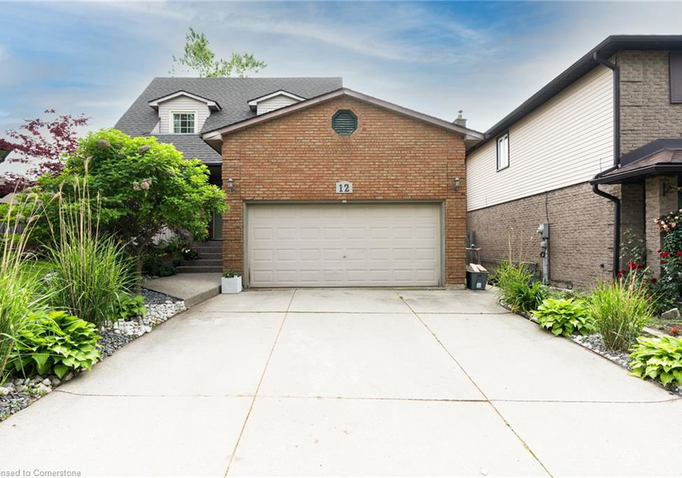 12-sutton-court-hamilton-ontario-40744934