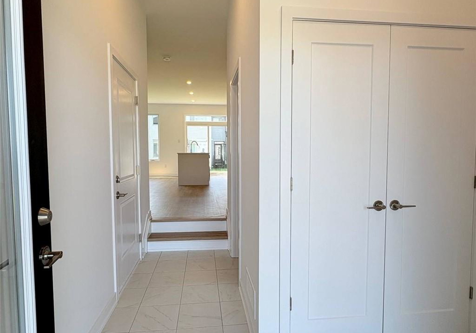 215-hampshire-place-stittsville-ontario-40745018