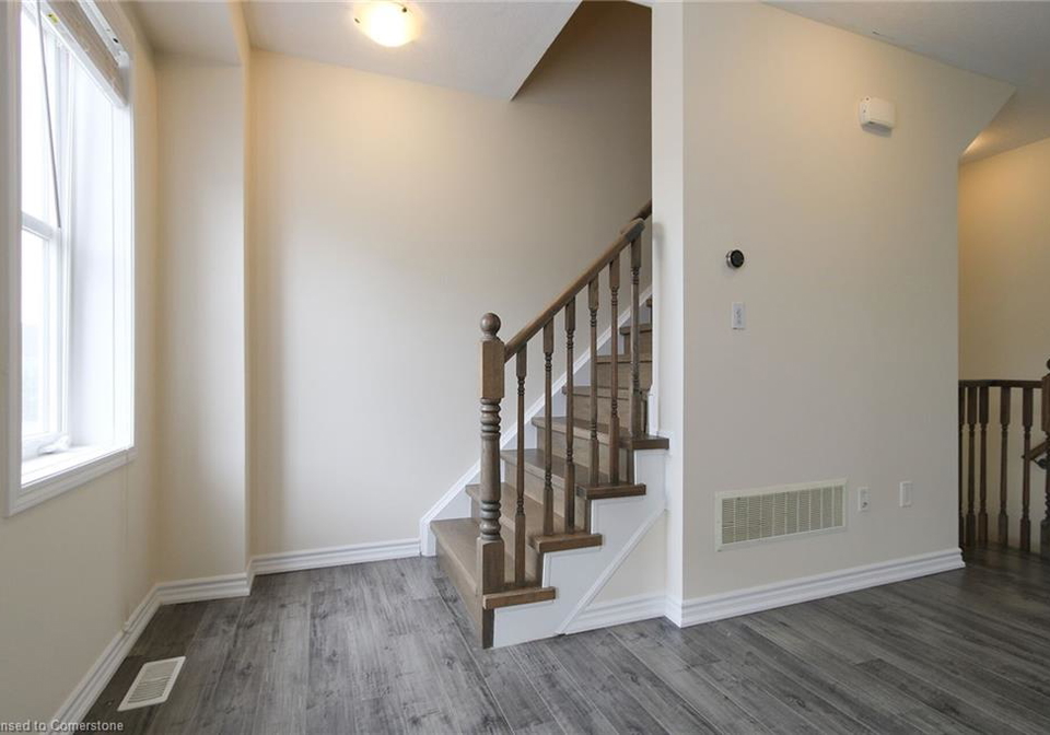 22-spring-creek-drive-waterdown-ontario-40745125