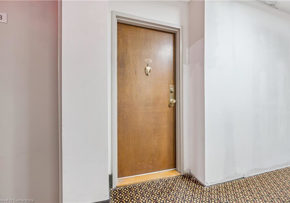 375-king-street-n-waterloo-ontario-40745187