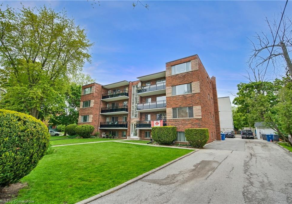 2433-first-street-burlington-ontario-40745230
