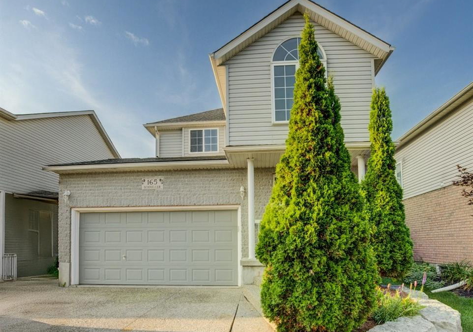 165-schneller-drive-baden-ontario-40745284