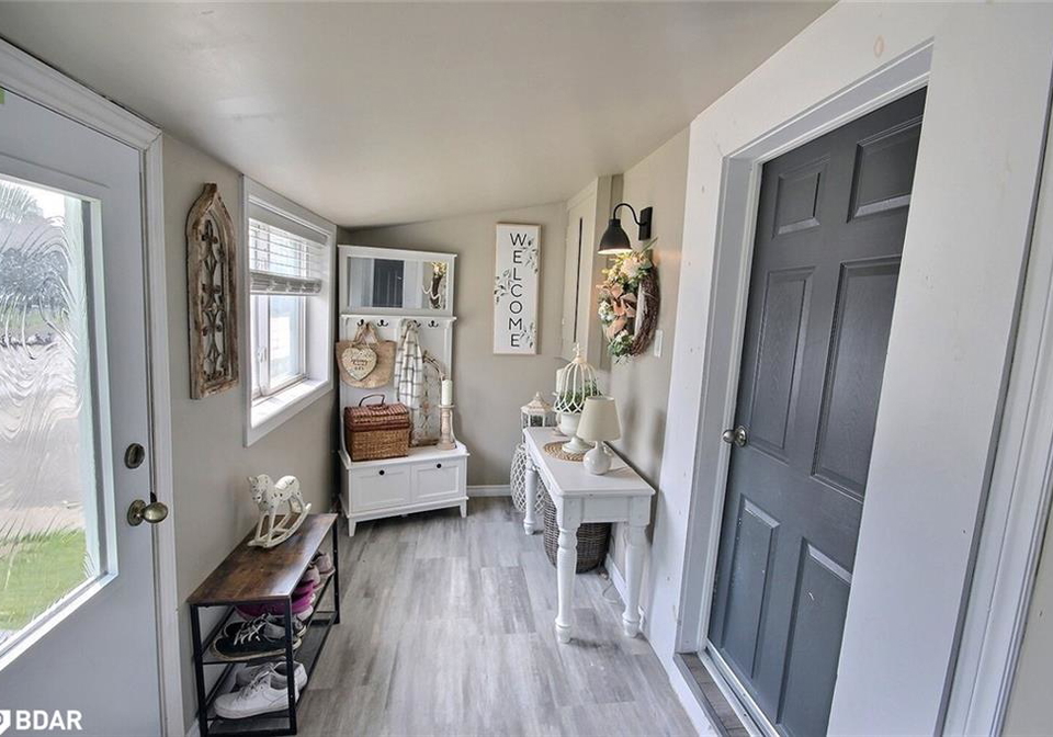 68-water-street-trenton-ontario-40745290