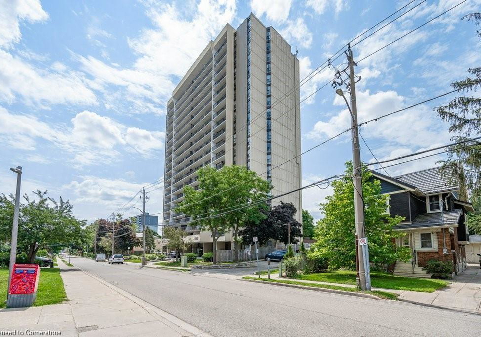 81-church-street-kitchener-ontario-40745367