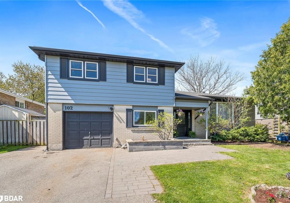 102-moore-park-crescent-georgetown-ontario-40745386