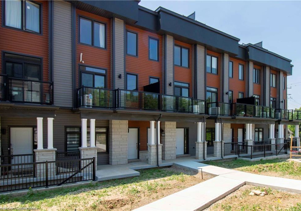 2-willow-street-paris-ontario-40745420