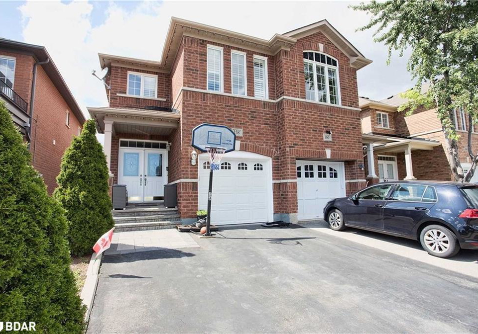 158-breton-avenue-mississauga-ontario-40745469