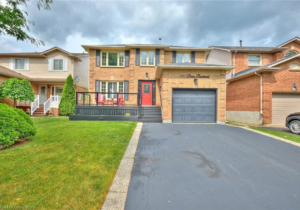 132-brian-boulevard-waterdown-ontario-40745539