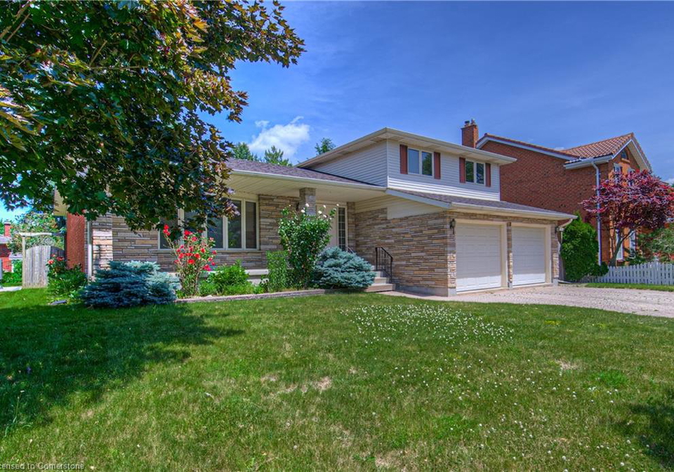 7-dunnington-court-kitchener-ontario-40745596